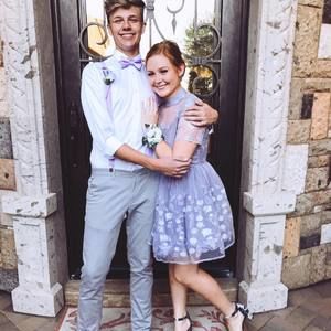 Meet your Posher, Ashley